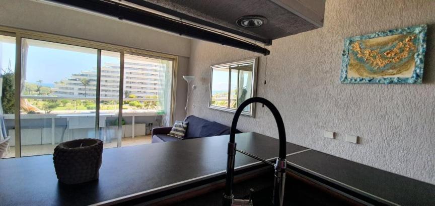 Lovely Apartment In Marina Baie Des Anges- Baronnet - Sew View, Free Parking Spaces On Site, Restaurants, Beach, Supermarket Villeneuve-Loubet Exterior photo