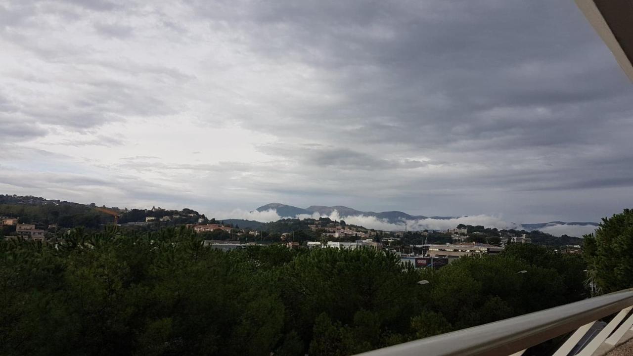 Lovely Apartment In Marina Baie Des Anges- Baronnet - Sew View, Free Parking Spaces On Site, Restaurants, Beach, Supermarket Villeneuve-Loubet Exterior photo