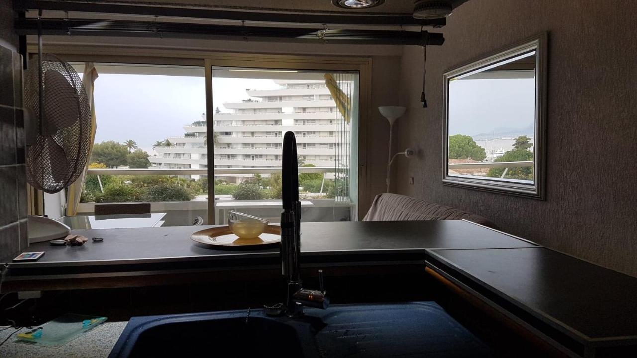 Lovely Apartment In Marina Baie Des Anges- Baronnet - Sew View, Free Parking Spaces On Site, Restaurants, Beach, Supermarket Villeneuve-Loubet Exterior photo